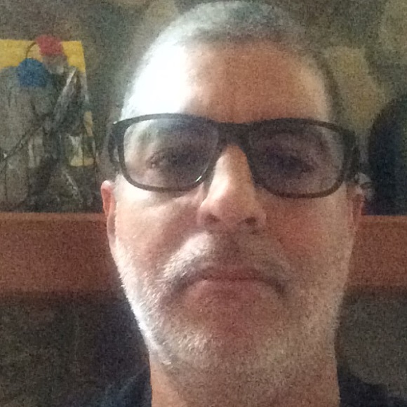 Meet your Posher, Dennis - Picture 1 of 1